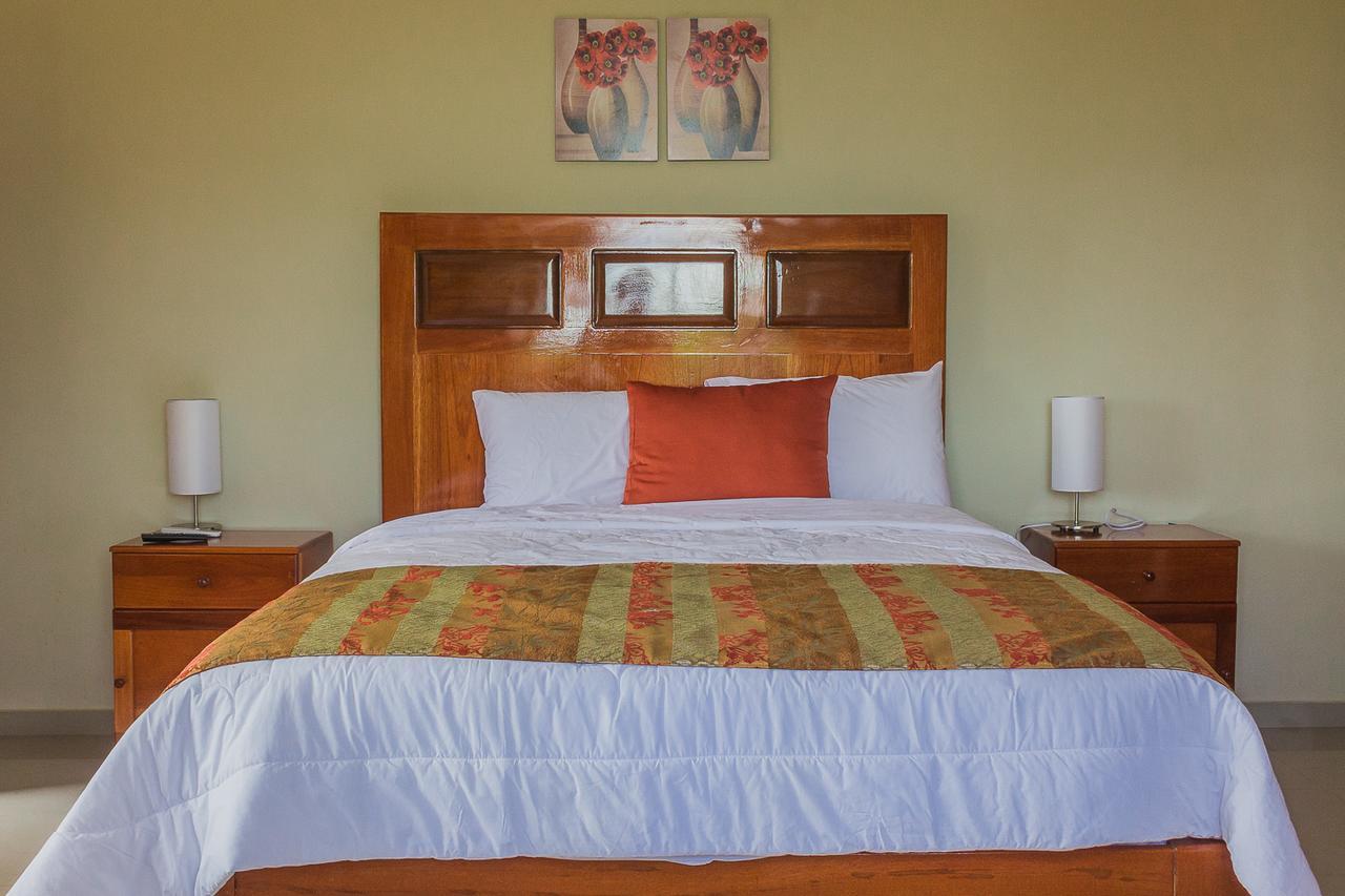 La Floresta Tarapoto Hostal エクステリア 写真