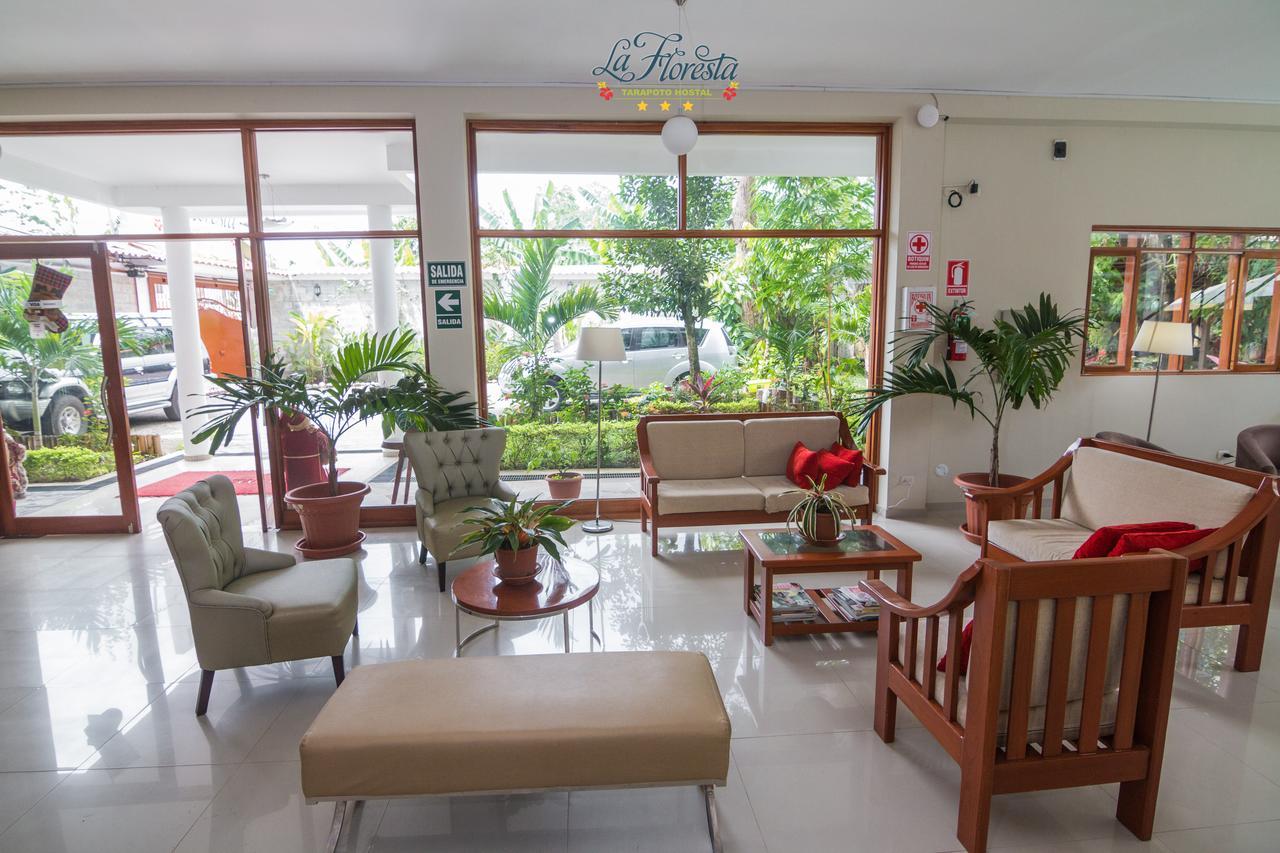 La Floresta Tarapoto Hostal エクステリア 写真