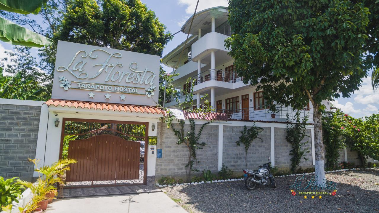 La Floresta Tarapoto Hostal エクステリア 写真