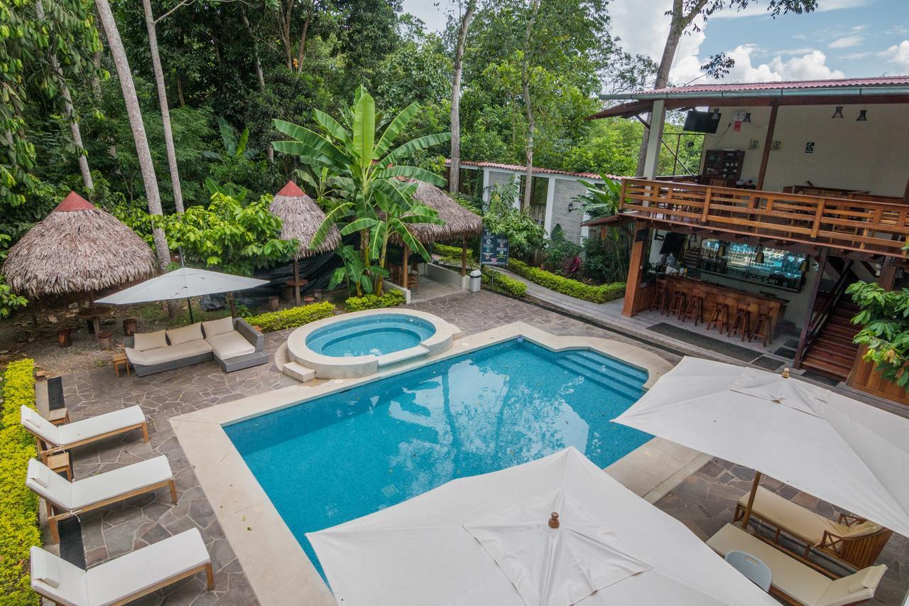 La Floresta Tarapoto Hostal エクステリア 写真