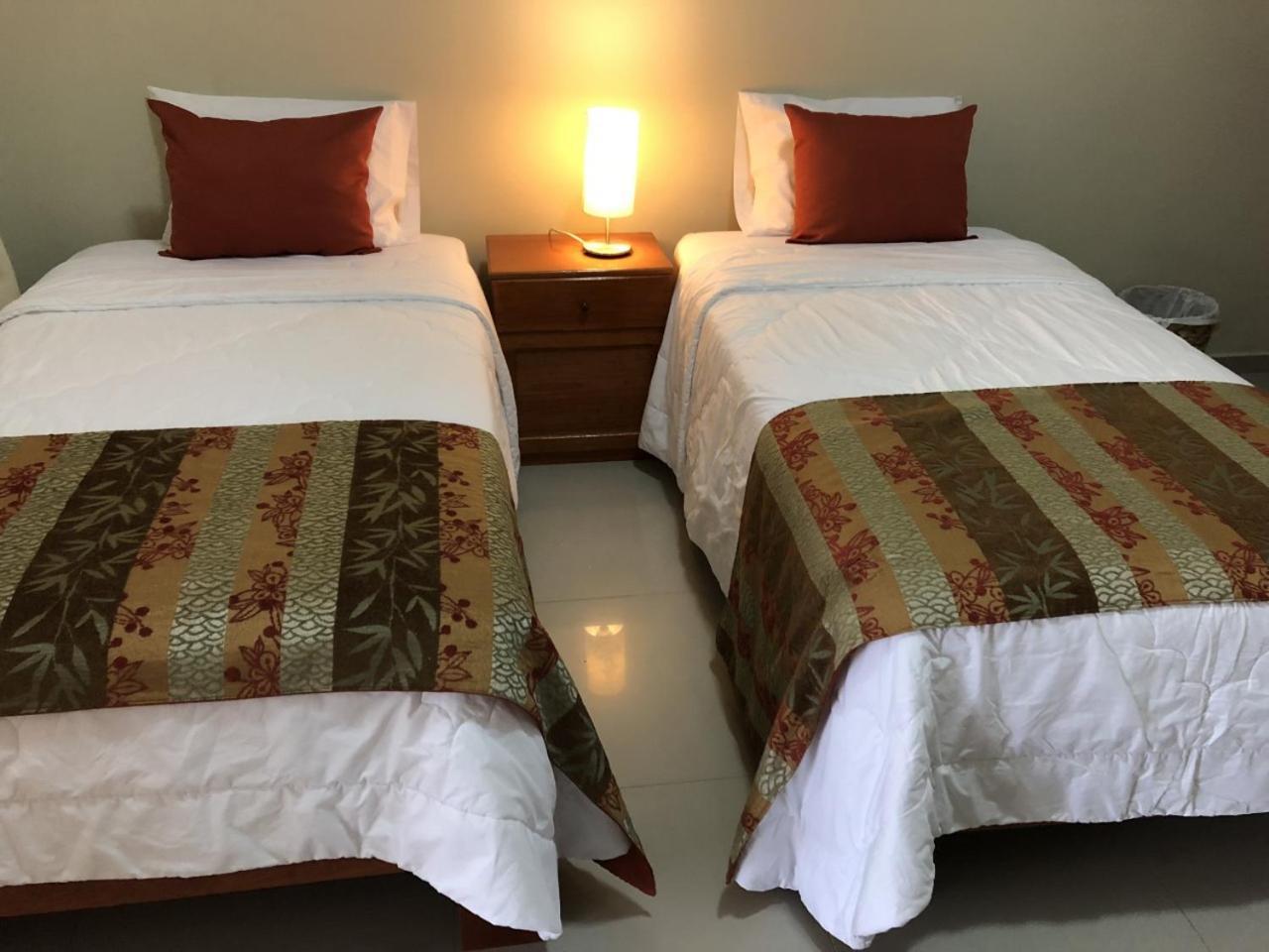 La Floresta Tarapoto Hostal エクステリア 写真