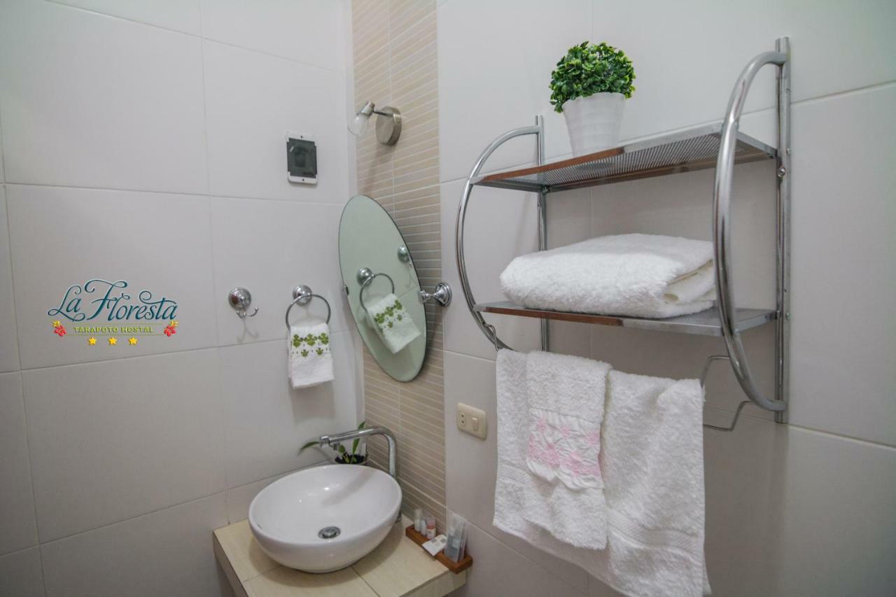 La Floresta Tarapoto Hostal エクステリア 写真